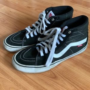 VANS pro classics black high tops